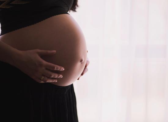 Belle et enceinte : Les essentiels des soins pour femmes enceintes pour une peau éclatante et une santé optimale
